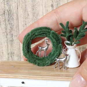 Dollhouse 1:12 miniature Christmas dekoration wreath