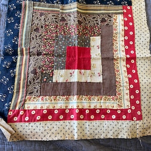 Vintage Quilt Block - Log Cabin