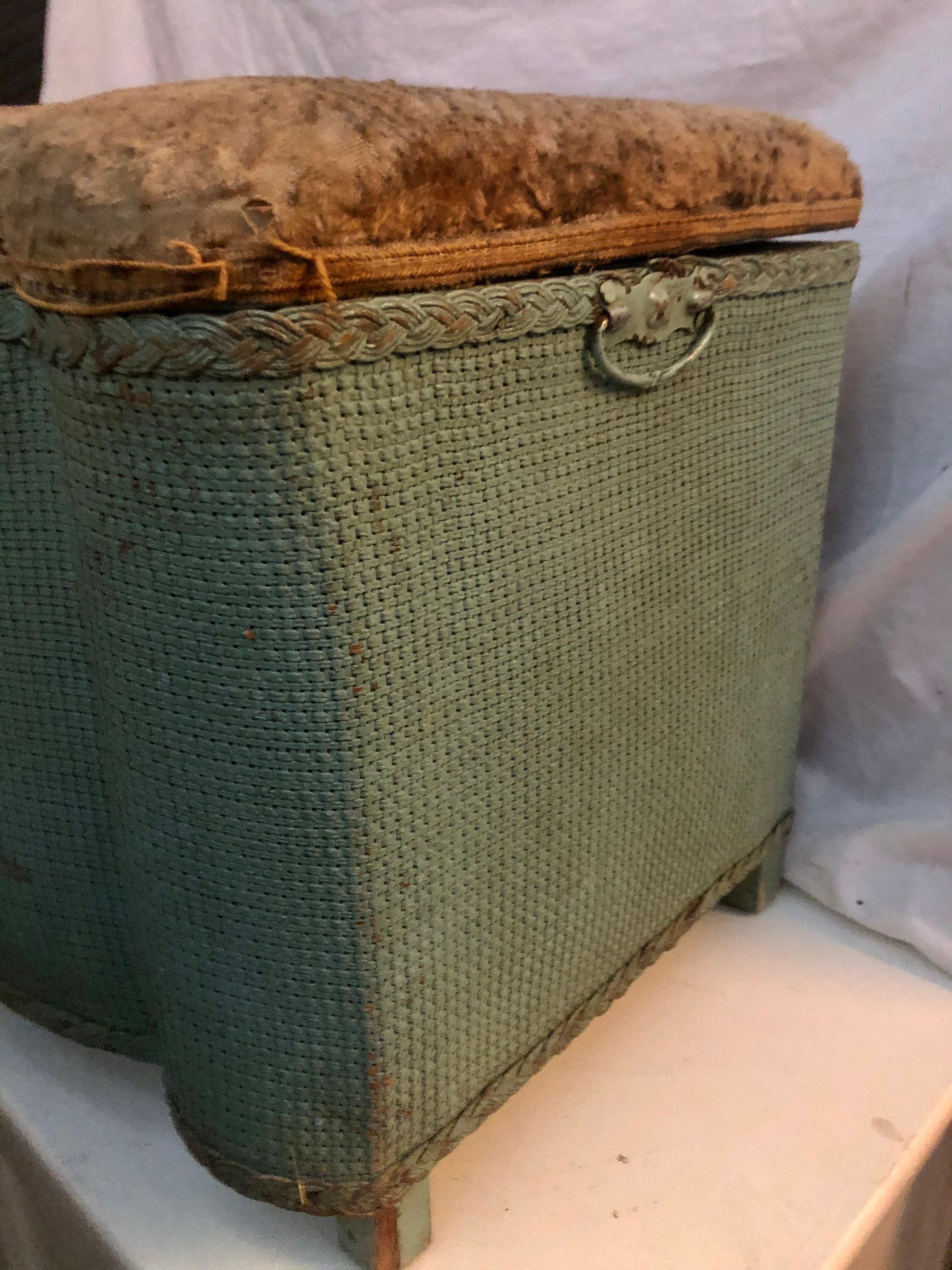 Vintage de mimbre curvado otomano otomano con almacenamiento | Etsy