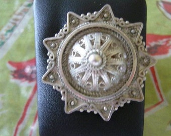 VINTAGE SILVER JEWISH Brooch, Yemeni Jewelry Style, Israeli Made at A Vintage Revolution