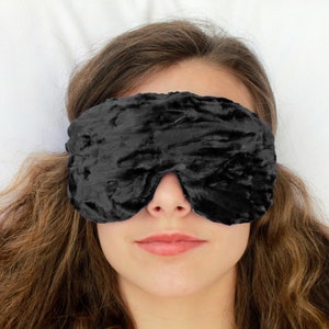 Handgefertigte Opulence Blackout Schlaf Augenmaske | Leichte Füllwatte | Lavendel Duft Option | Luxuriöser Crushed Samt: Schwarz Black