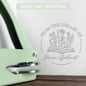 Custom Book Embosser – Personalized Library Stamp – Book Lover Gift – Embossed Book Seal – Booktok Trending - Personalized Embosser