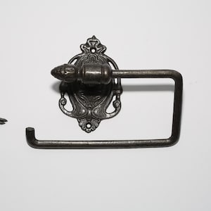 Toilet Roll Holder – Wall Mounted Victorian Heritage Cast Iron Hand Towel Holder – Vintage Antique  Bathroom Hardware – Rustic Paper Holder