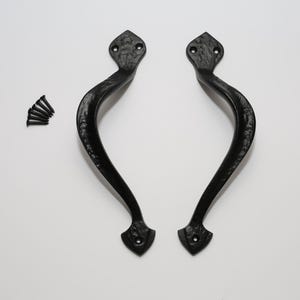 Foxcote Door Handles Pair – Traditional Cast Iron Pulls – Vintage Tudor Gates, Cottages or Barn Door Hardware – Rustic Black Antique