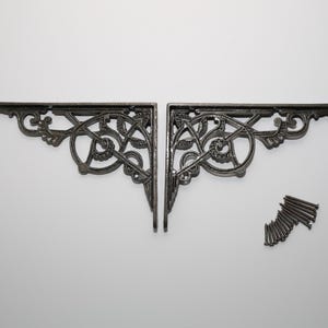 Heavy Duty Shelf Bracket – Cast Iron Trellis Design – Garden-Inspired Shelving Support – Decorative Wall mounted Storage – Rustic Vintage