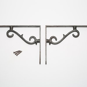 Heavy Duty Shelf Bracket – Cast Iron Metal – Gothic Thorn Design – Decorative Wall mounted Storage – Shelving Support – Vintage Rustic Style