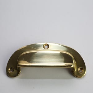 Cabinet Drawer Cup Pull Handles – Victorian Heritage Brass/Gold Retro Decorative – Vintage Rustic Kitchen Cupboard Door Furniture Hardware
