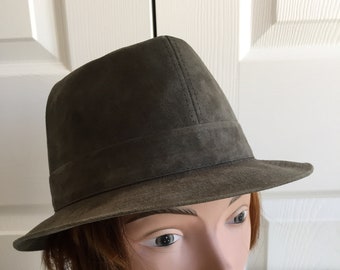70s Grey Suede Men Hat Size 7 1/4, Made in France Vintage