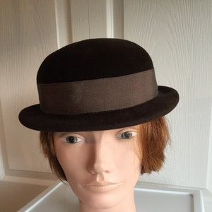 70s Vintage Brown Wool Felt Women Hat 20 1/4 inches Extra Small Made in Canada