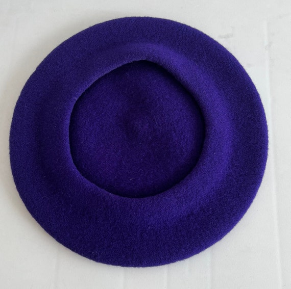 80s Purple wool beret unisex hat extra small  9 3… - image 6