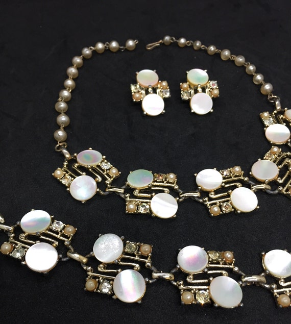 60s Mother Of Pearl/Pearls/Rhinestones Necklace/B… - image 3