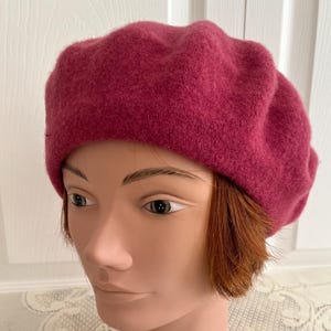 80s Red Beret - Etsy display picture 1