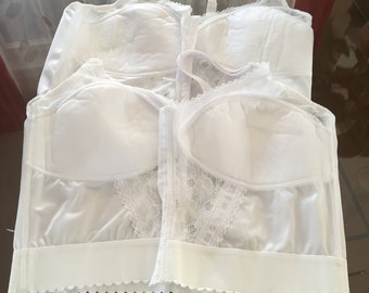 80s Women 2 Bras White 46DD Vanity Fair  Boned & Support