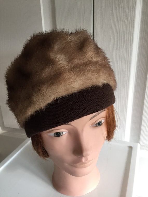 60s Light Brown Mink Women Hat Small 21.5 in Creation Denise 
