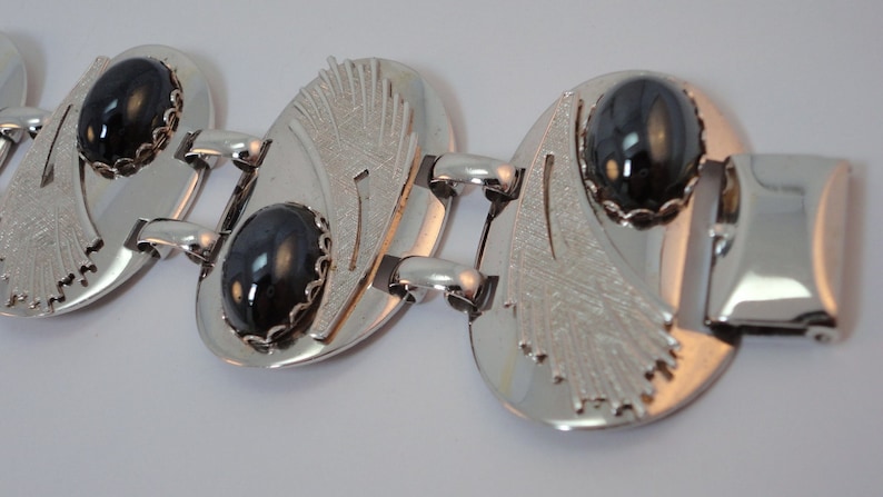 60s Wide Silvertone Links Black Glass Cabochons Bracelet
