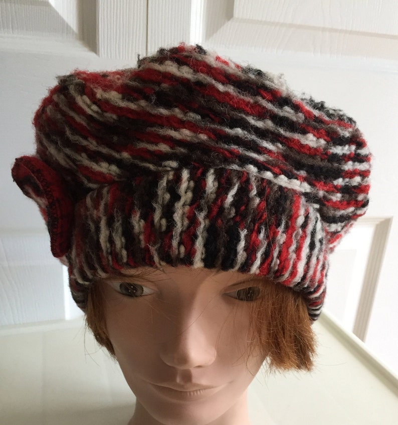 80s Red/Black Wool/Mohair/Polyester Blend Beret Women Hat Size L/XL Made Canada Vintage image 5