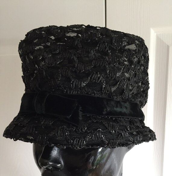 60s Vintage Black Straw Women Hat Extra Small  20… - image 4