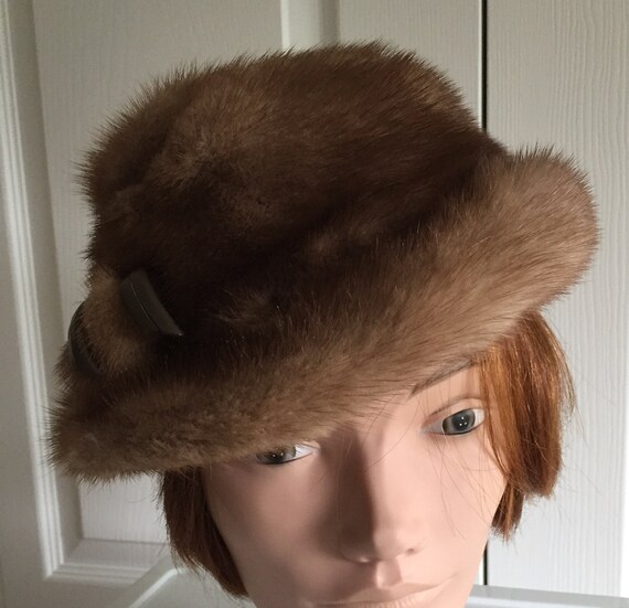 VINTAGE 1960 GENUINE MINK CLOCHE HAT Mink Cloche 1960s Vintage Hats for Women for sale | eBay main image 4