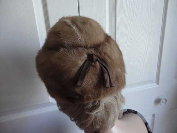 60s Light Brown Mink Fur Hat  Elegant XS 21'' Vin… - image 3