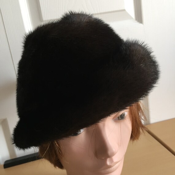 70s Vintage Genuine Black Mink Women Hat XS 20.375 in  display picture 3