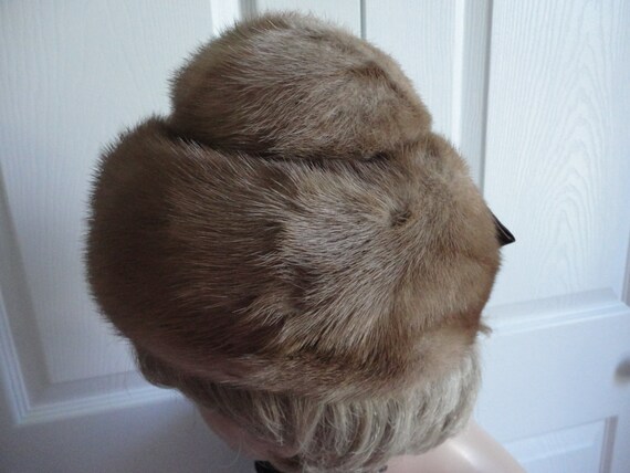 60s Light Brown Mink Fur Hat  Elegant XS 21'' Vin… - image 4