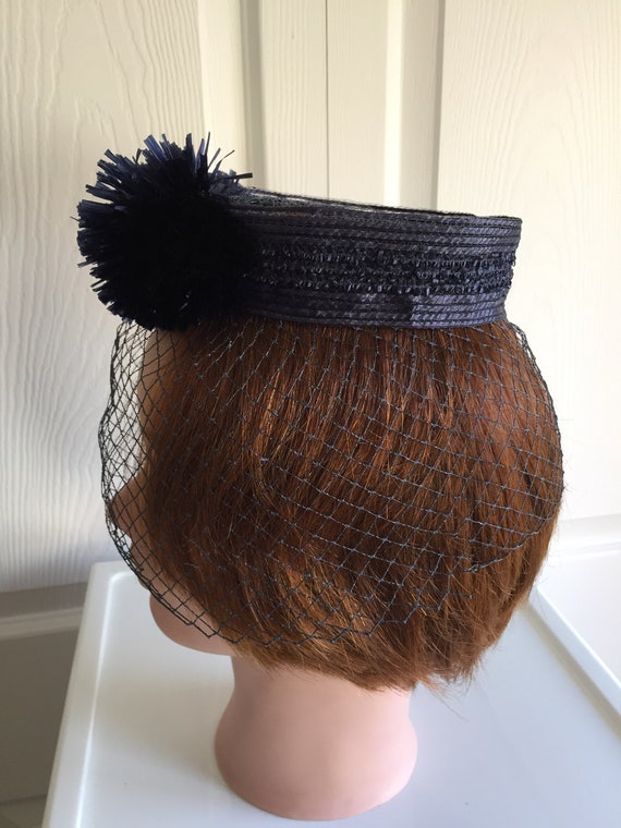 50s Vintage  Navy Straw/Netting Caged Fascinator … - image 1