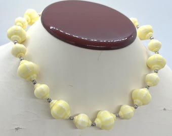 70s Light Yellow Necklace/Choker Lucite Vintage