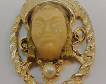 50s Selro Asian Princess Pendant Necklace Vintage