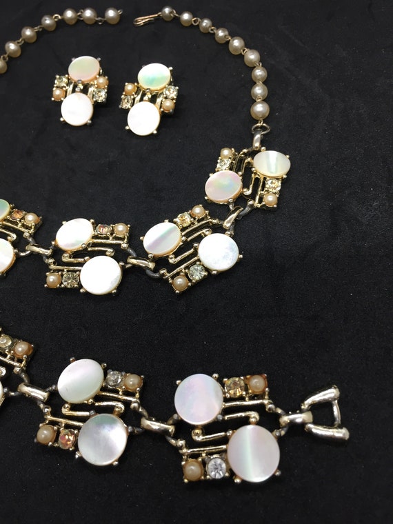60s Mother Of Pearl/Pearls/Rhinestones Necklace/B… - image 2