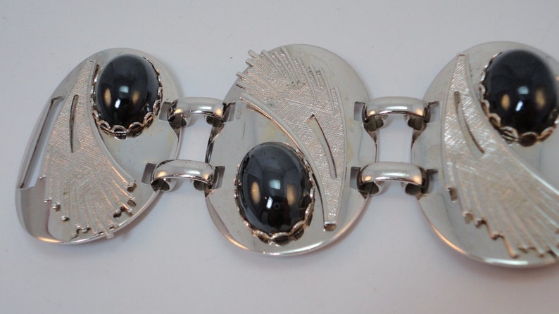 60s Wide Silvertone Links Black Glass Cabochons Bracelet