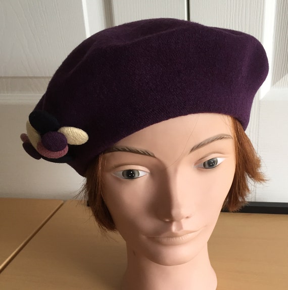 70s Purple Wool Beret Women Hat 10.5  Medium Butt… - image 1