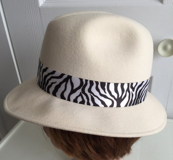 70s Cream Doeskin 100 Wool Felt Women Hat 21 1/8 … - image 5