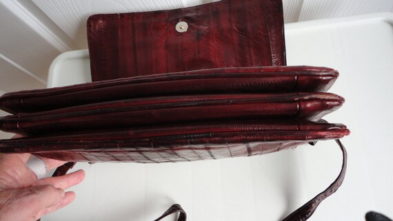 70s Burgundy Eelskin genuine leather  Handbag Pur… - image 5