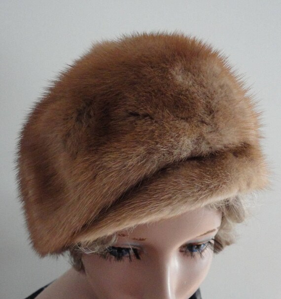 Vintage Lgt Brown Mink Fur Women Hat 60s Canada Small 21 1/4  display picture 1