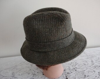 Vintage Grey Wool Blend  Men Hat Size 6 7/8 , 54cm 21 3/8  inches Made in USA