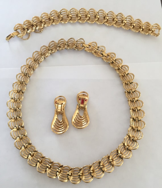 70s Goldplated / Rhinestones Necklace/ Clip earri… - image 9