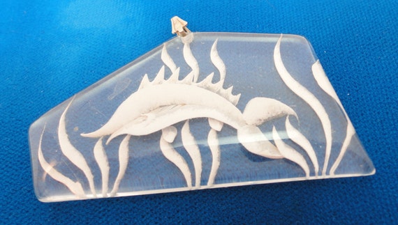 60s Reversed Carved Swordfish Clear Lucite Pendan… - image 6