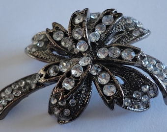 40s Marcassite/Rhinestones Flower Brooch Vintage