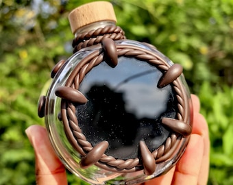 Obsidian Mirror Crystal Perfume Bottle, Wiccan Altar Ritual Tool, Healing Crystal Vial for Divination, Energy Purification Witchy Home Decor