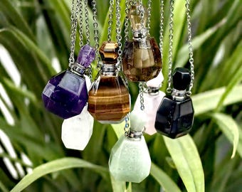 Natural Crystal Stone Perfume Bottle Healing Ashes necklace for Spiritual Jewelry, Aromatherapy Diffuser Vial Necklace Liquid, Essential oil