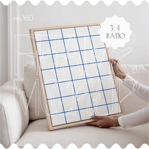 Gerahmte Leinwand Mockup Mit Person, 3x4 Ratio Leinwand Mockup Rahmen, JPG & PSD Rahmen Mockup Leinwand, Rahmen Mockup für Leinwand Display