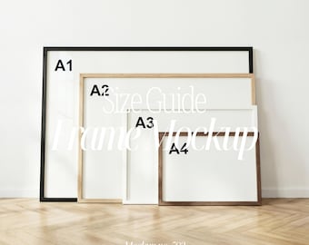 Könnte beinhalten: Ein Rahmen-Mockup mit vier rechteckigen Rahmen in verschiedenen Größen: A1, A2, A3 und A4. Die Rahmen haben schwarze, helle Holz- und dunkle Holzoberflächen. Der Text "Size Guide Frame Mockup" wird über den Rahmen angezeigt. Der Text "Mockup no. 502" befindet sich unten.