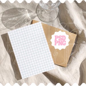 Maqueta de postal de 5x7 para Photoshop y Canva, maqueta PNG y PSD para postales, maqueta de tarjeta de felicitación PSD, maqueta de tarjeta con objeto inteligente
