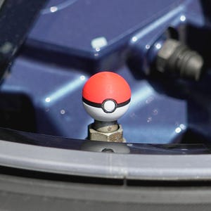 Tapones de válvula de coche Pokeball impresos en 3D, regalo para gamers (juego de 4)