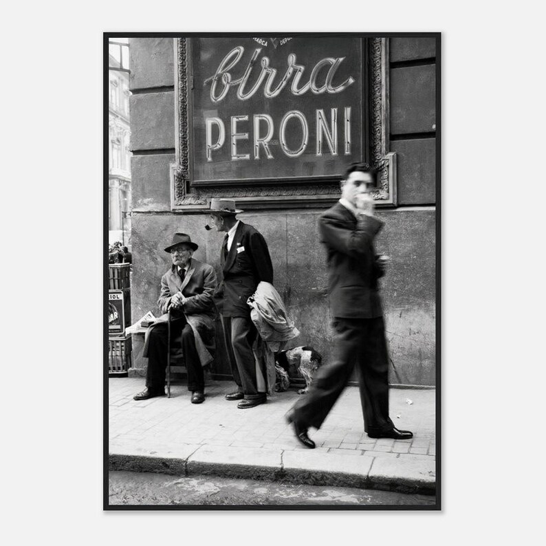 Inramad poster med vintagefoto av gatan i Rom, 4 storlekar bild 5