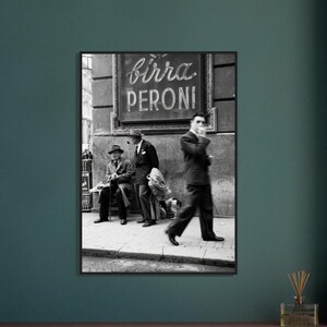 Inramad poster med vintagefoto av gatan i Rom, 4 storlekar bild 7