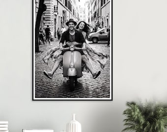 Klassisk gatufotografi i Rom: Väggkonst med romantisk vintagemotiv