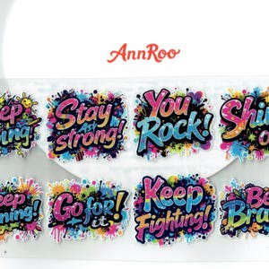 Wasserdichte Motivationsaufkleber Set mit 12 Bold Graffiti Style Positive Ermutigung Geschenk Inspiration Straße Lebendiges Notizbuch Spaß Täglich Gehen