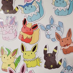 Eevee Jolteon Flareon Vaporeon Espeon Umbreon Sylveon Glaceon Leafeon fofo pequeno chibi Eevolutions pokemon Adesivo ideia de presente barato