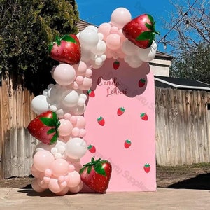 Kit arco di palloncini alla fragola da 118 pezzi - Ghirlanda di palloncini alla frutta rosa e bianca per decorazioni per feste di compleanno alla fragola, baby shower, rivelazione del sesso del bambino